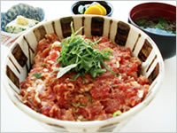 鮪のなめろう丼
