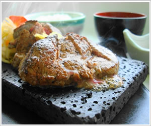 牛ヒレ石焼ステーキ膳