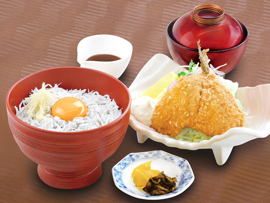 鯵フライとしらす丼