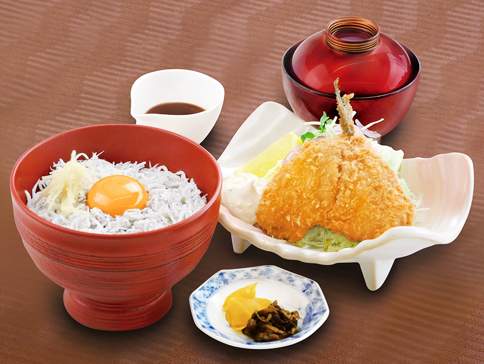 鯵フライとしらす丼