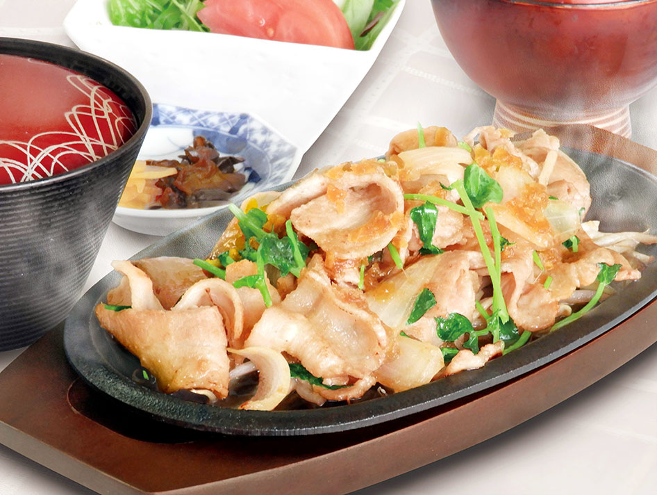 鉄板豚バラ生姜焼き